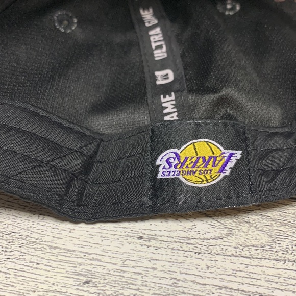 NBA Lakers hat Black Snapback Hat Los Angeles Lakers - Picture 7 of 9